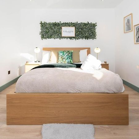 Luxury Urban Oasis In West Midlands Apartment Бирмингам Екстериор снимка