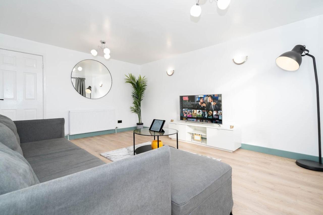 Luxury Urban Oasis In West Midlands Apartment Бирмингам Екстериор снимка